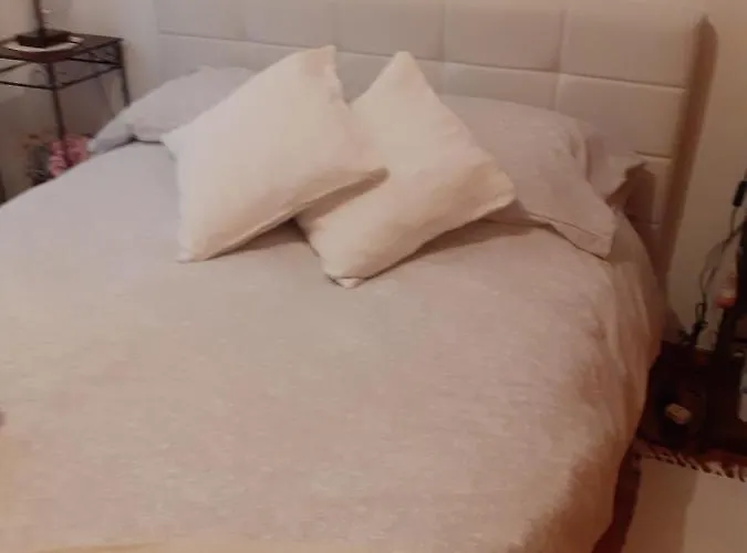 Cantinho Da Maria Bed and Breakfast Φουνκάλ